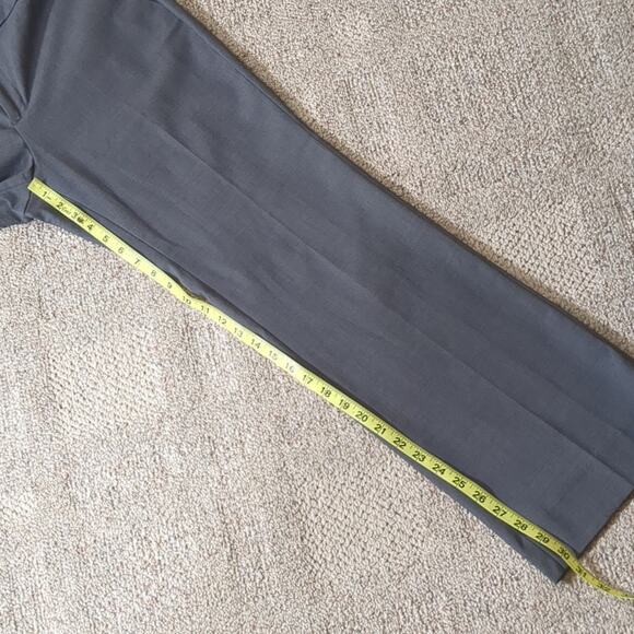 Banana Republic Women's Logan Fit Gray Dress Pants size 10 short - Picture 3 of 8